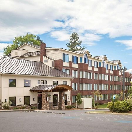 Comfort Suites South Burlington Near University المظهر الخارجي الصورة