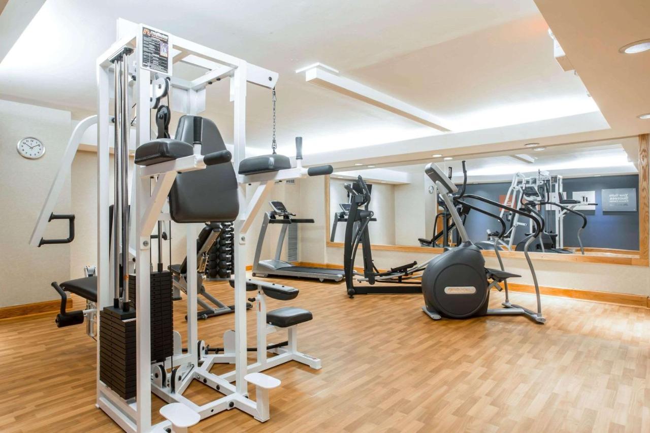 Comfort Suites South Burlington Near University المظهر الخارجي الصورة