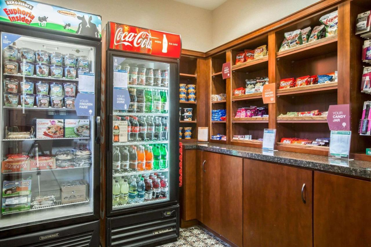 Comfort Suites South Burlington Near University المظهر الخارجي الصورة
