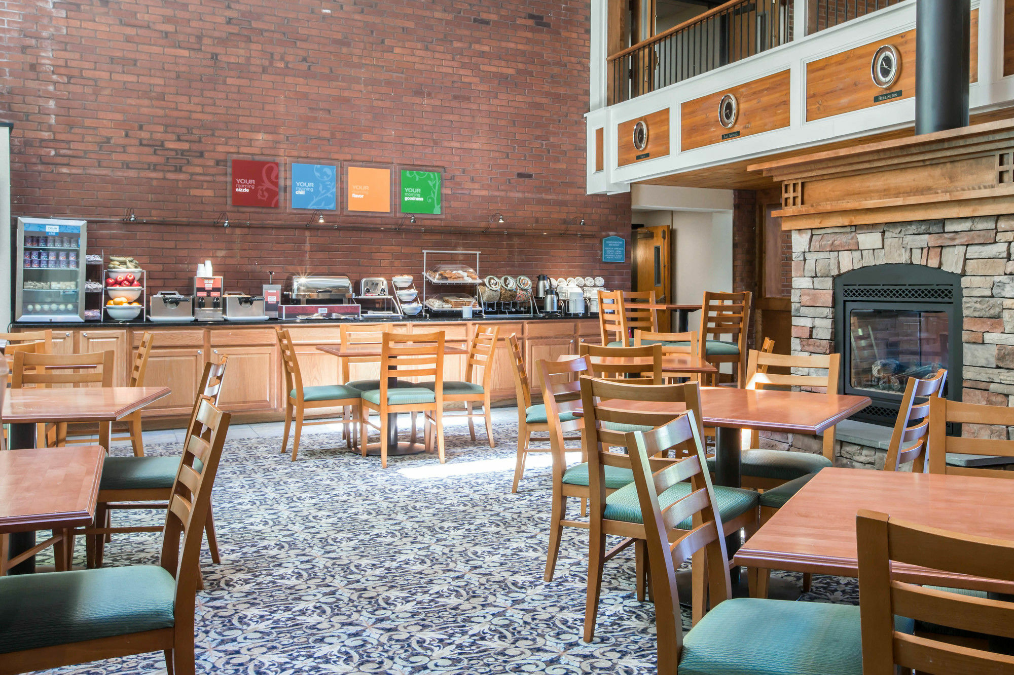 Comfort Suites South Burlington Near University المظهر الخارجي الصورة
